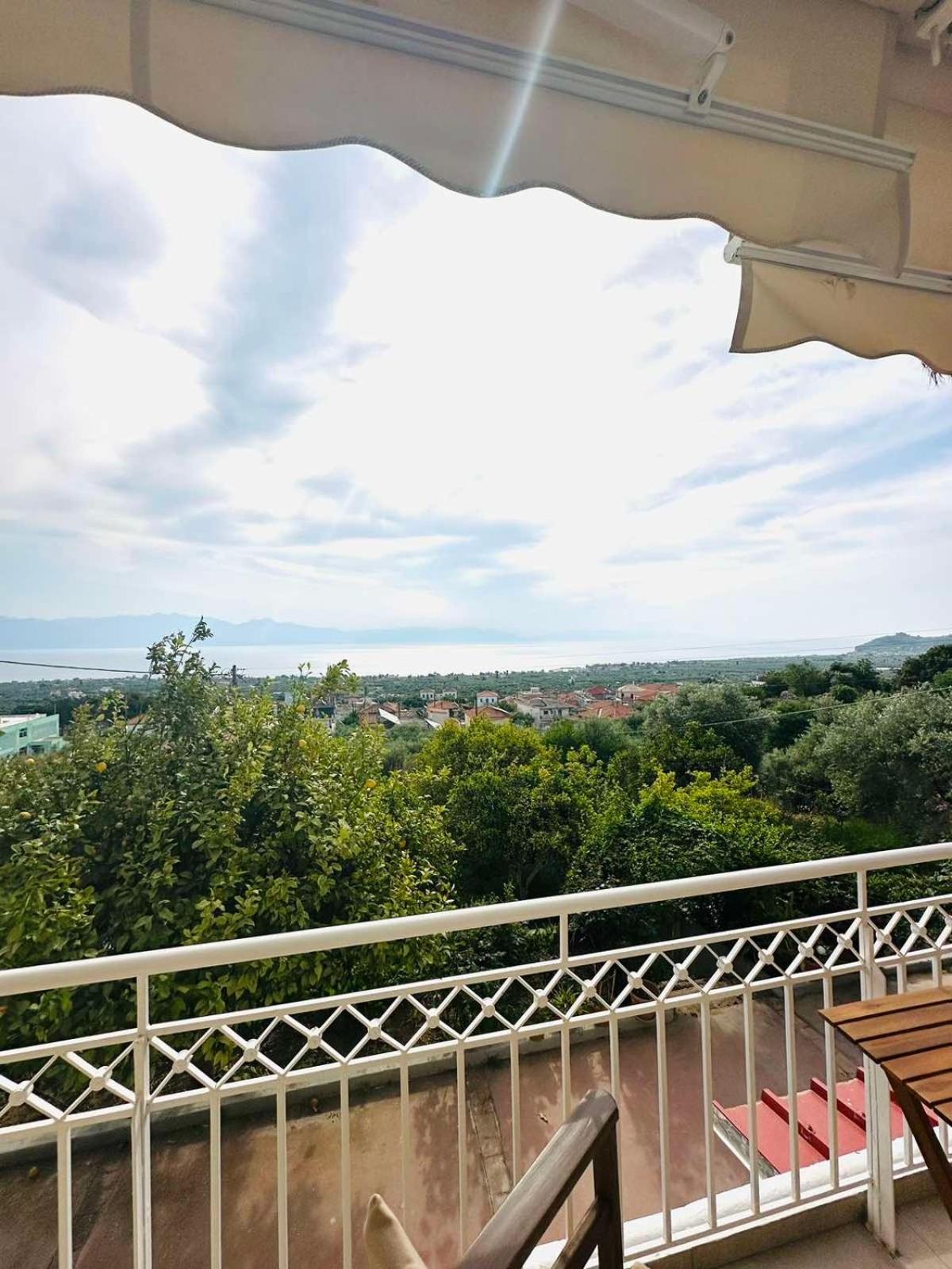 Cosy Apartment With Great Views Longa Exterior photo